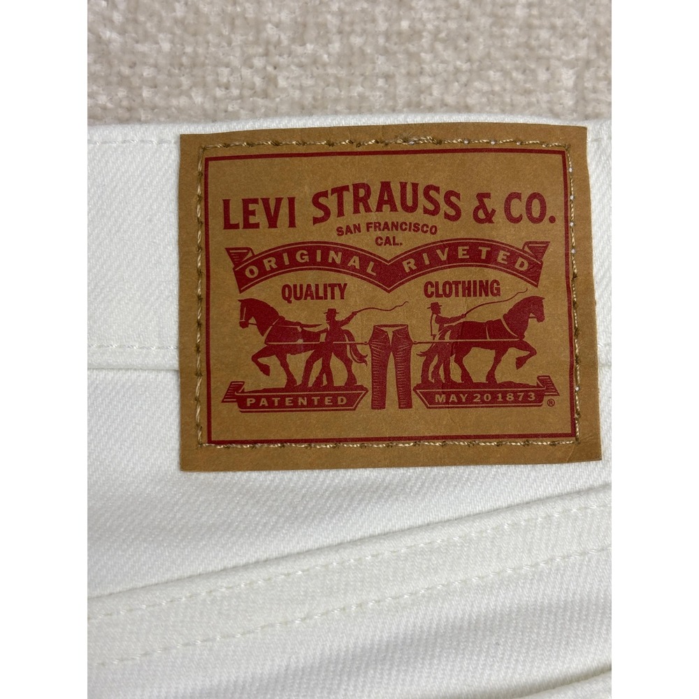 Levis White Boyfriend Jeans Womens Size 29 Mid Rise Relaxed Denim Pants - Picture 11 of 11
